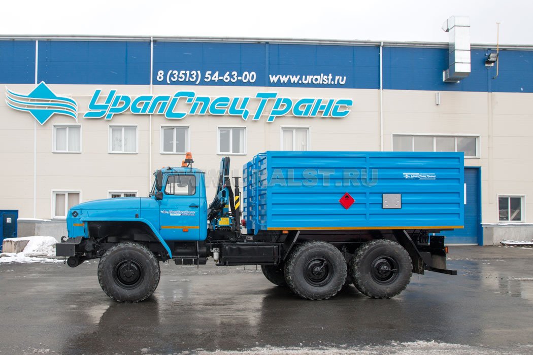 Автомобиль бортовой Урал 4320-73М с КМУ ИМ-25
