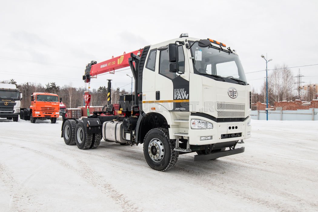 Седельный тягач УСТ 5453 FAW 3250 (6х4), КБ 4300, ССУ 1400 мм, 2", с КМУ ИТ 150