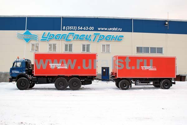 Автопоезд для перевозки взрывчатых веществ