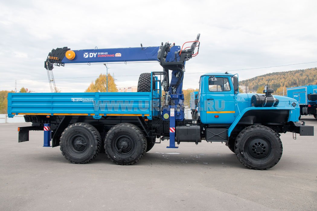 Бортовой с КМУ DongYang SS1956 (тросовый) УСТ 5453 Урал 5557-60Е5 
