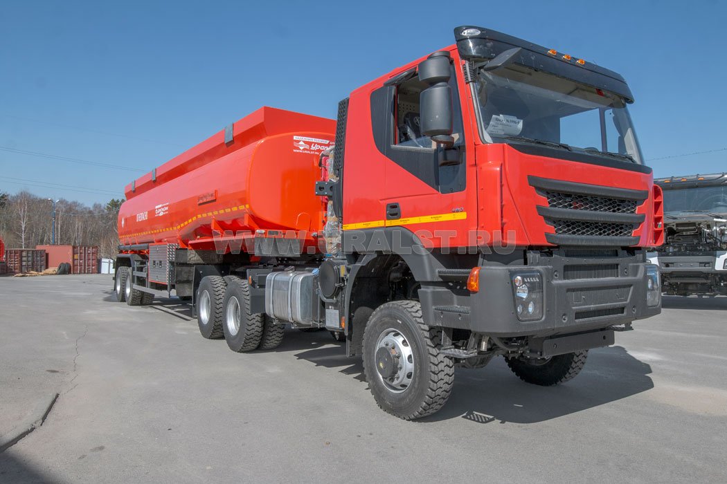 Полуприцеп цистерна ППЦ 42-24Д-4 + Тягач АМТ N.V. 632910 [шины 315-80R22.5]