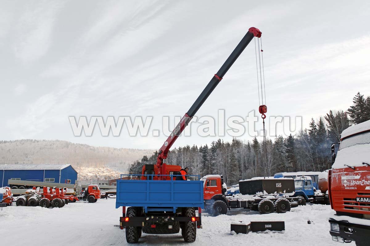 Бортовой Камаз с КМУ UNIC-503