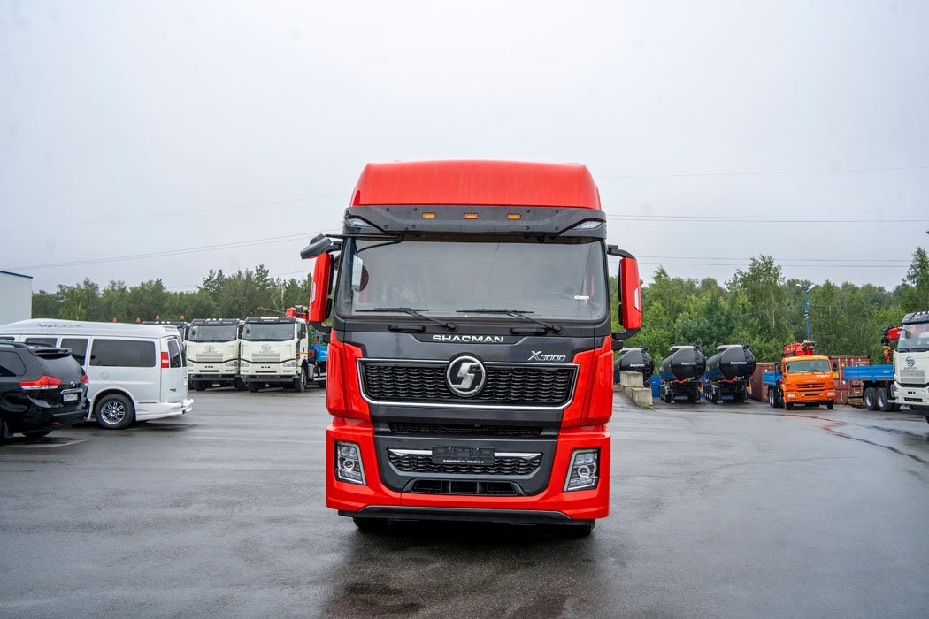Седельный тягач SHACMAN SX42584V324