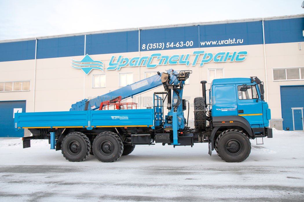Автомобиль бортовой Урал 4320-82М с КМУ DONGYANG SS2036
