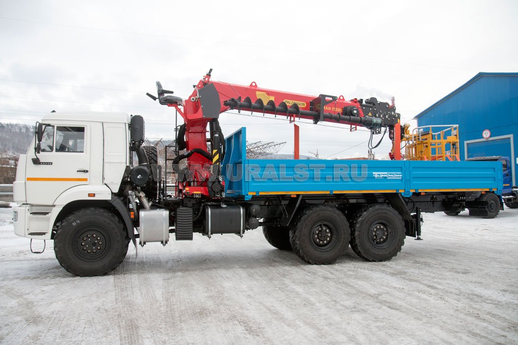 Автомобиль бортовой Камаз 43118-50 с КМУ ИТ-200