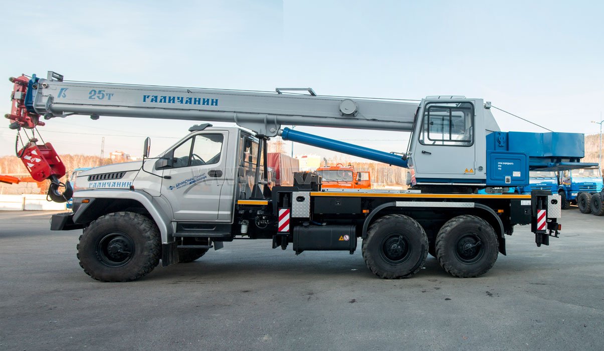 Автомобильный кранKC-55713-3Л Галичанин на шасси УРАЛ-4320 NEXT