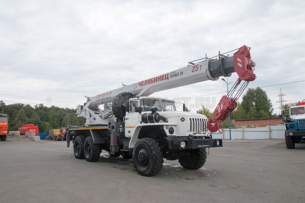 Автокран КС 55732-22 "Челябинец" Урал 4320-72Е5