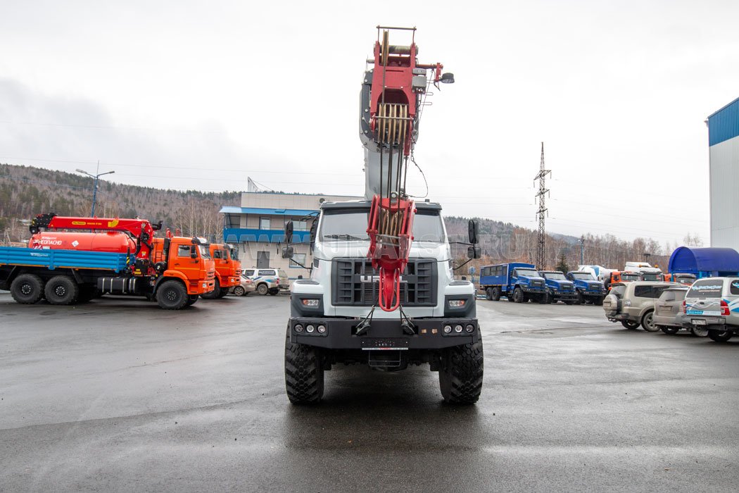Автокран КС 55732-25-31 