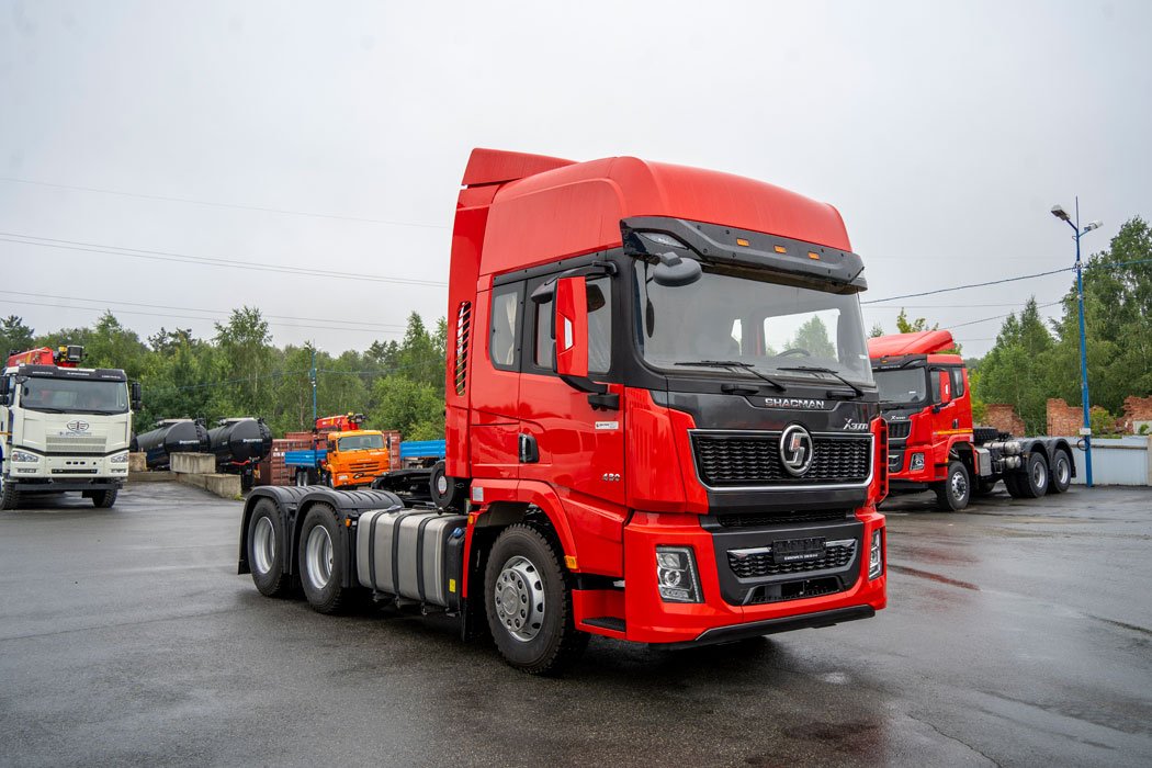 Седельный тягач SHACMAN SX42584V324