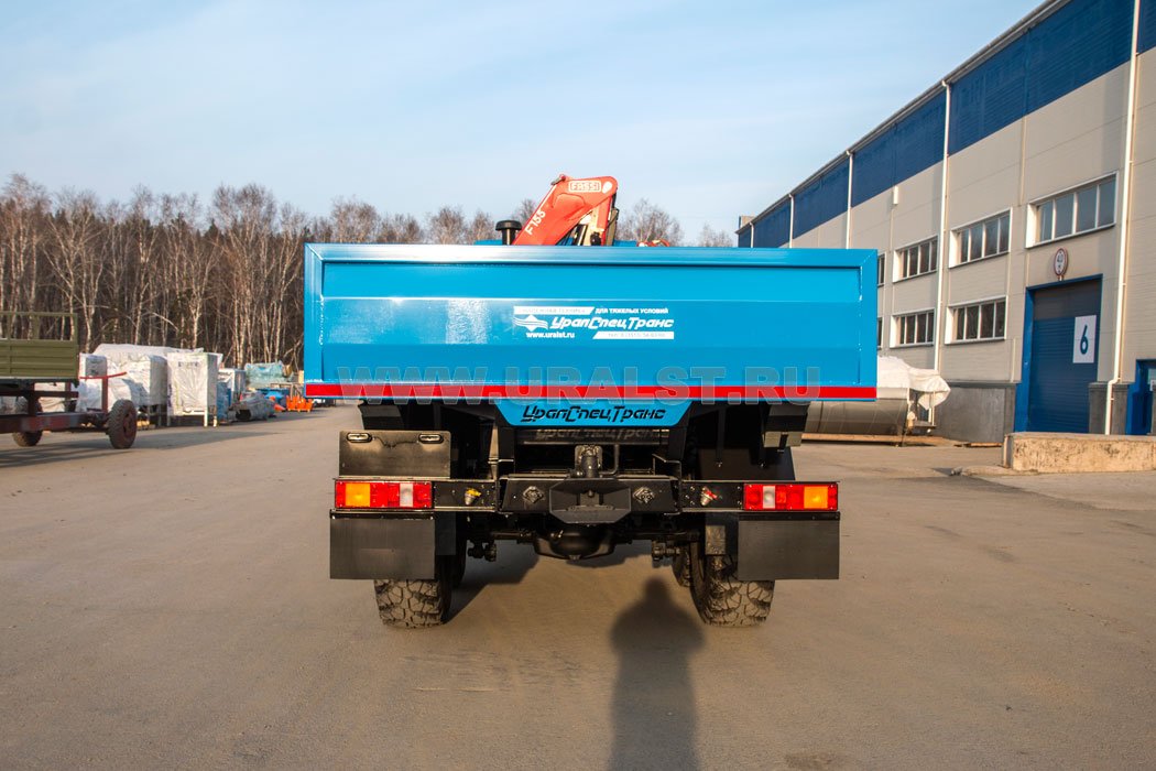 Бортовой Урал 4320-82М с КМУ Fassi F155A.0.22