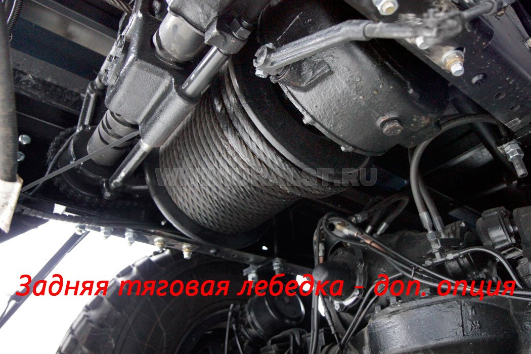Задняя механическая лебедка