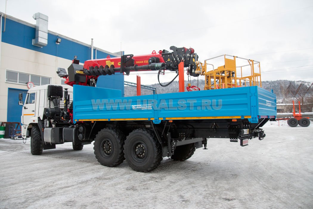 Автомобиль бортовой Камаз 43118-50 с КМУ ИТ-200