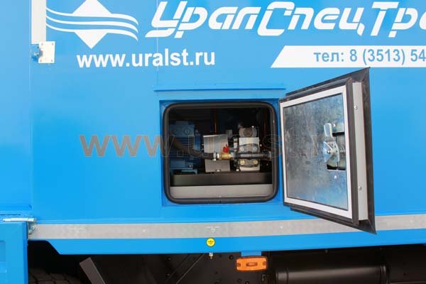 Люк для быстрого доступа к насосному агрегату