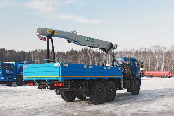 Бортовой Камаз 43118-46 с КМУ ИФ-300С