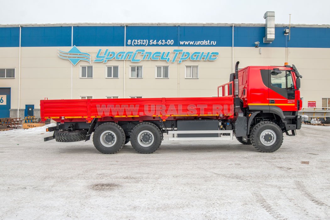 Контейнеровоз IVECO-AMT TRAKKER AT380T45W (навесное оборудование)