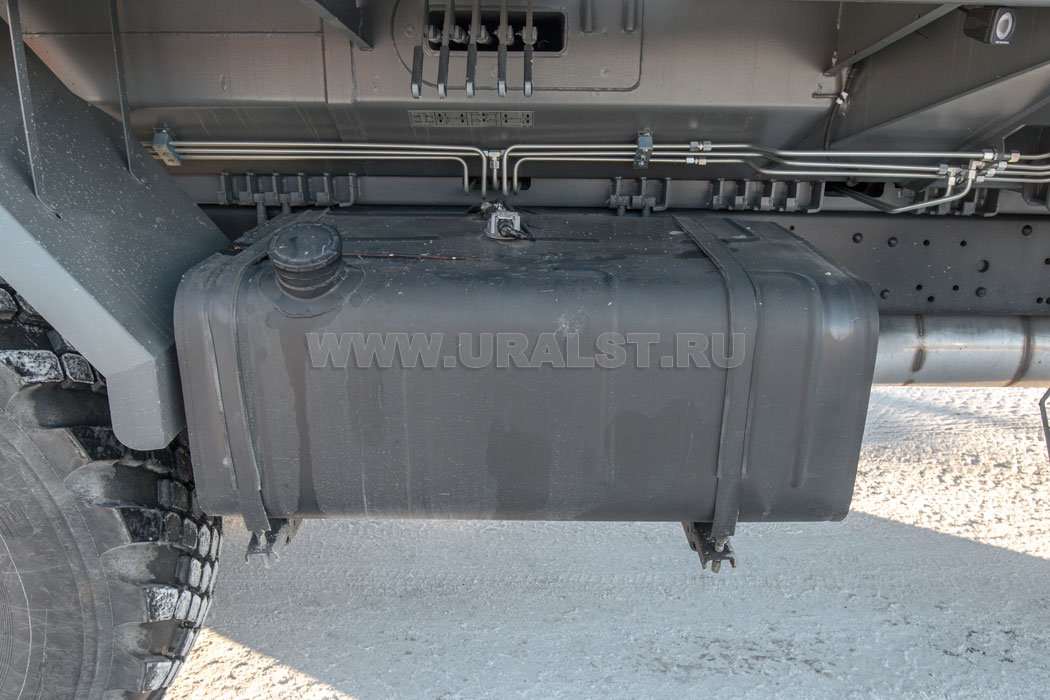 Топливный бак 300л