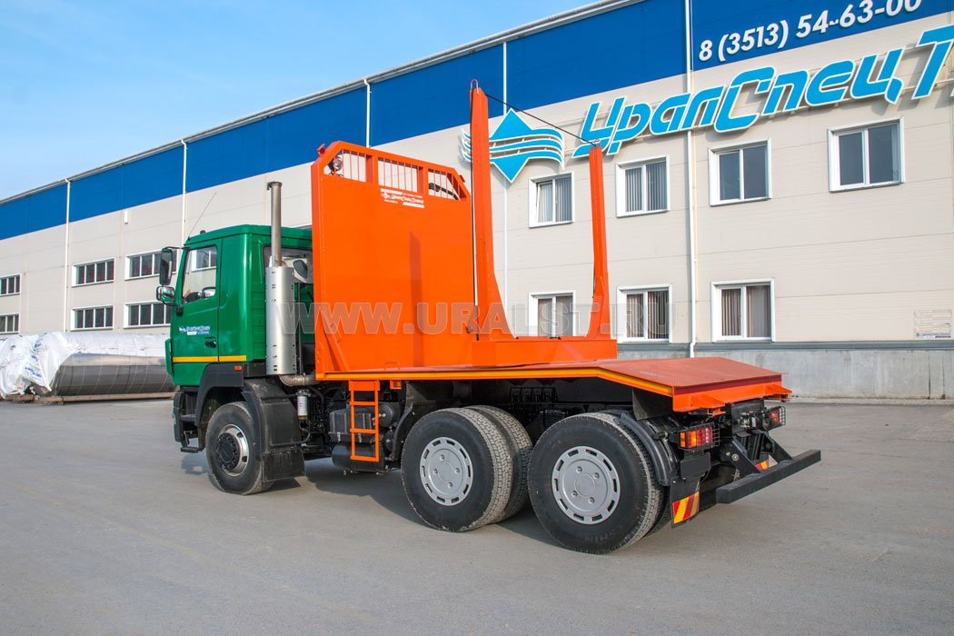 Лесовозный тягач УСТ-5453