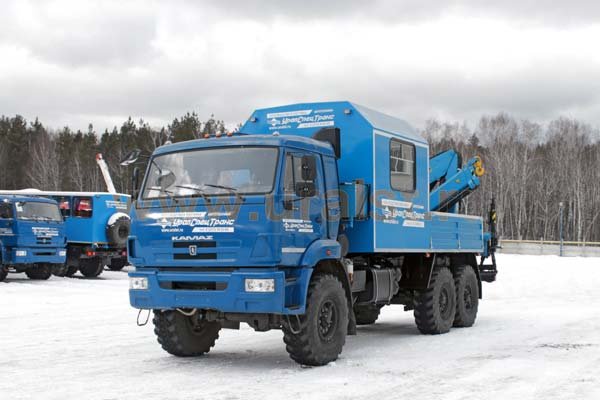 Фургон Камаз с краном-манипулятором ИМ-150