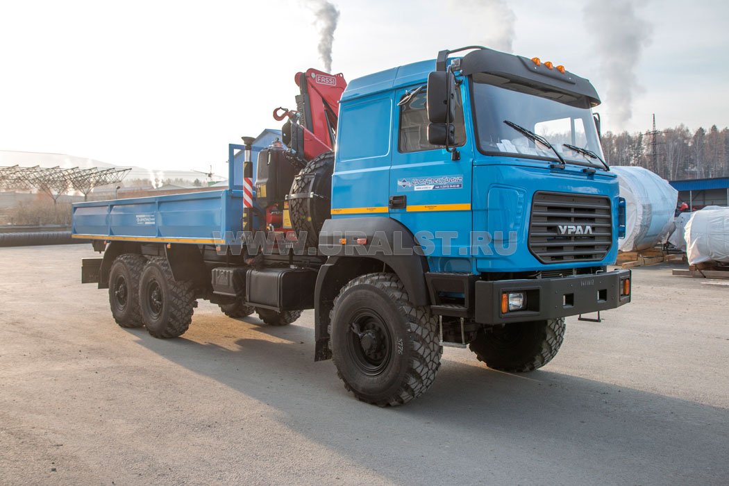 Автомобиль бортовой Урал 4320-82М с краном-манипулятором Fassi F155A.0.22