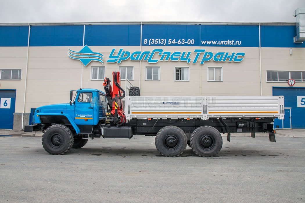 Автомобиль бортовой Урал 4320-60М с КМУ ИМ-150N
