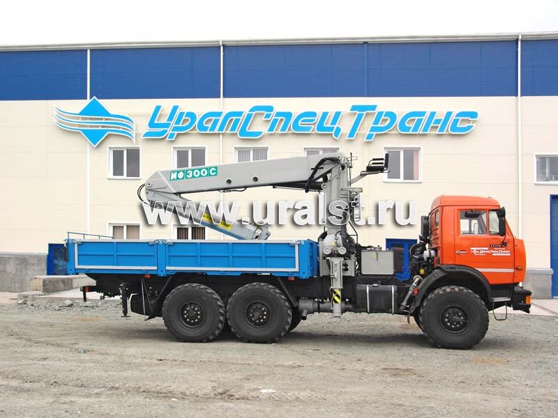 бортовой камаз с кму ИФ 300