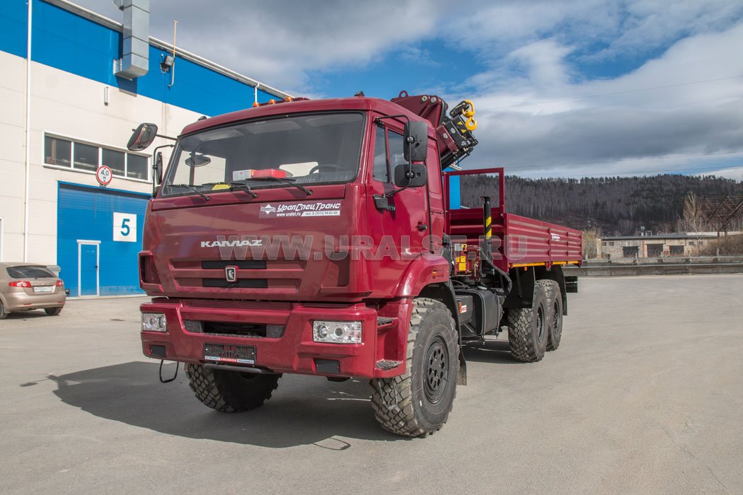 Автомобиль бортовой Камаз 43118RR c КМУ ИМ-95