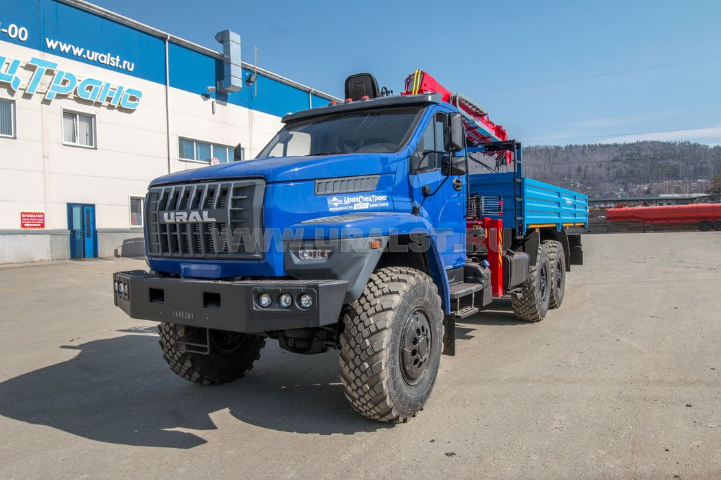 Автомобиль бортовой с КМУ TAURUS 055А (тросовый) с буром 54532Е Урал NEXT 4320-72Е5Г38