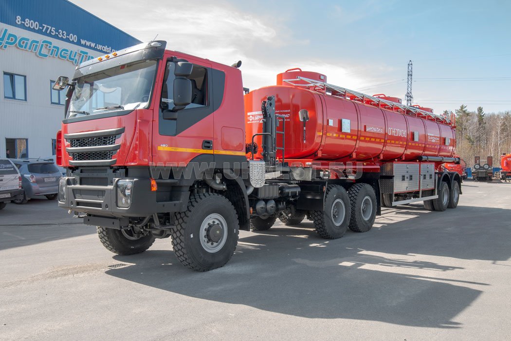 Полуприцеп цистерна ППЦ 35П-24Д-3 + Тягач АМТ N.V. 632910 (6х6)