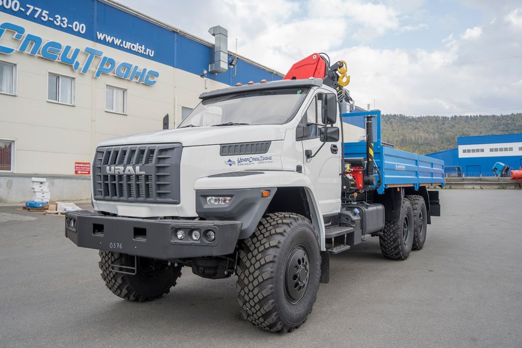 Автомобиль бортовой с КМУ ИМ-150N УСТ 5453 Урал NEXT 4320-72Е5