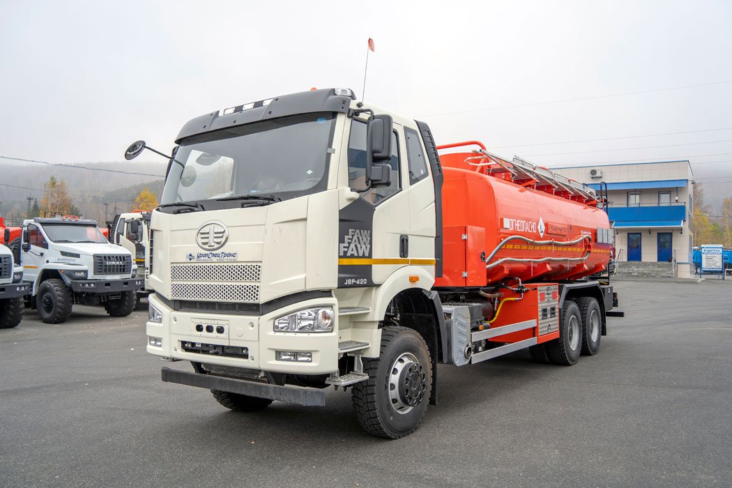 Автотопливозаправщик АТЗ 22-3 УСТ 5453 FAW 3250 (6х6) КБ 5200 ДОПОГ