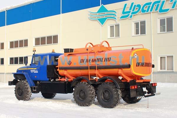 АТЗ-10 Урал со спальным местом