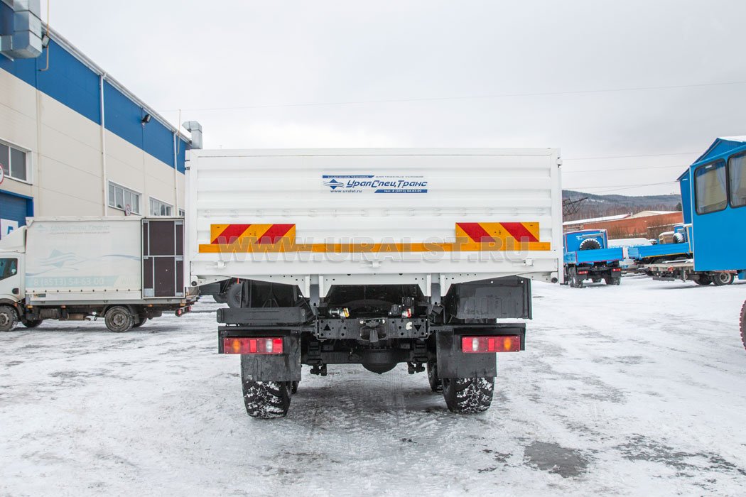 Автомобиль бортовой Камаз 43118-46 с краном-манипулятором ИМ-20