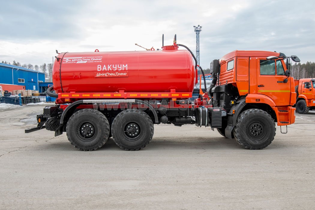 Автоцистерна вакуумная коммунальная МВ-10 КО УСТ 5453 Камаз 43118-50 сп.м.