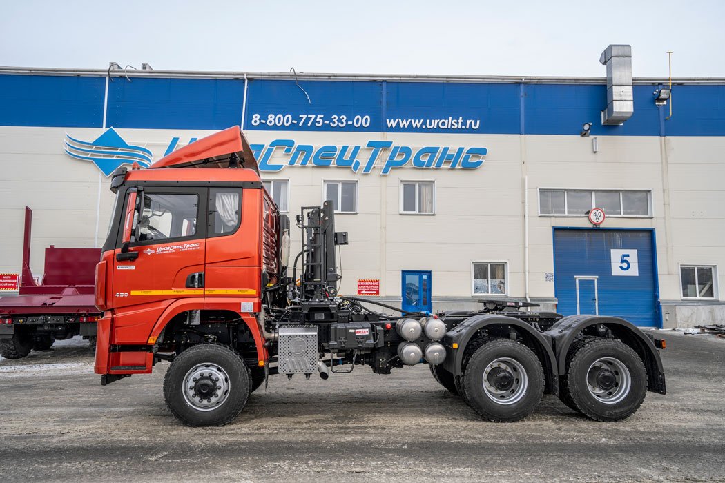 Седельный тягач УСТ 5453 SHACMAN (ШАКМАН) SX42586V385 (6х6) шины 315/80R22.5, ДОПОГ гидрофикация