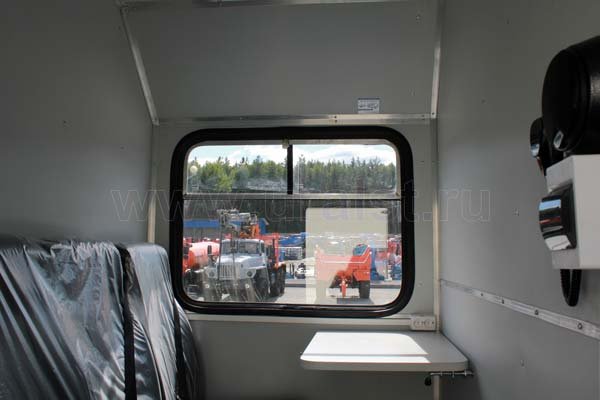 Фургон Камаз АРОК с КМУ
