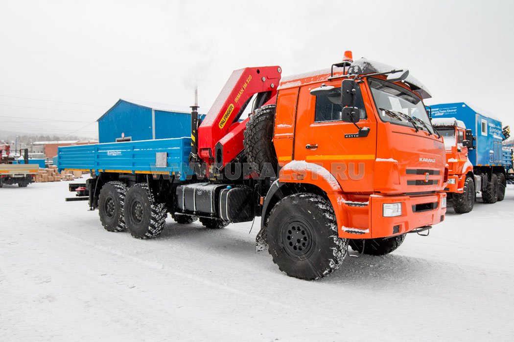 Автомобиль бортовой контейнеровоз с КМУ ИМ-320 УСТ-54531J Камаз 43118-50  сп.м