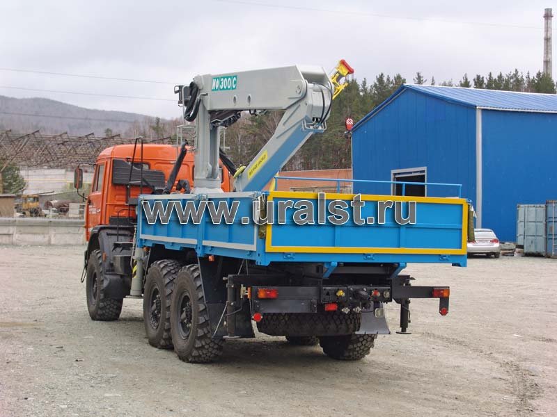 бортовой камаз с кму ИФ 300