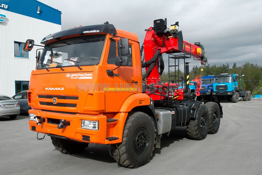Тягач Камаз 43118 с КМУ ИТ-150