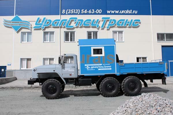 Грузопассажирский автомобиль