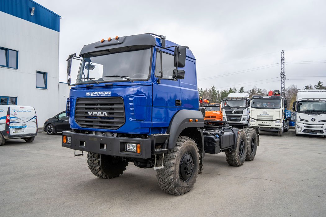 Седельный тягач Урал 44202-3511-82Е5А54