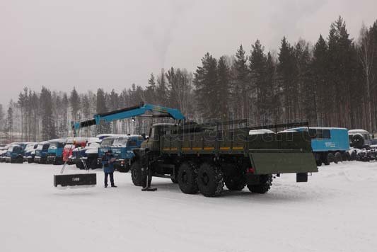 Автомобиль бортовой Урал 4320 с КМУ ИМ-55