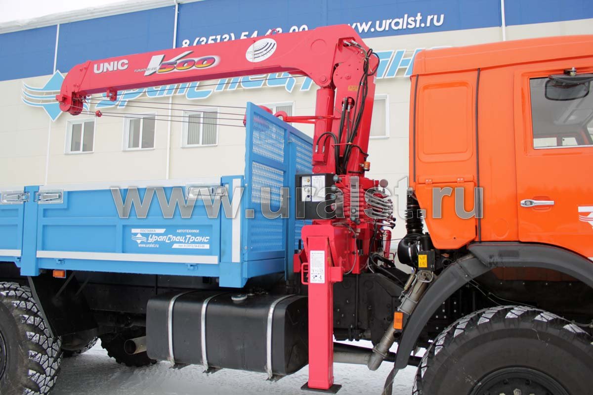 Бортовой Камаз с КМУ UNIC-503
