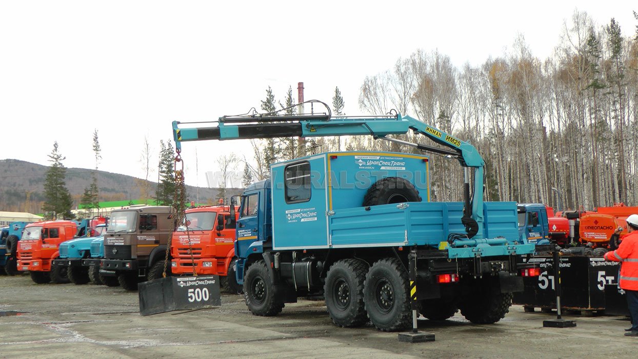 Грузопассажирский автомобиль УСТ Камаз ГПА с КМУ ИМ-25