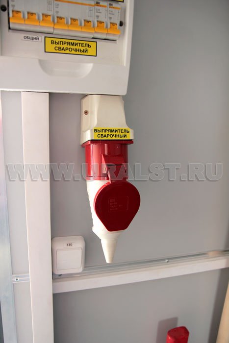 Розетка для подключения сварочного выпрямителя