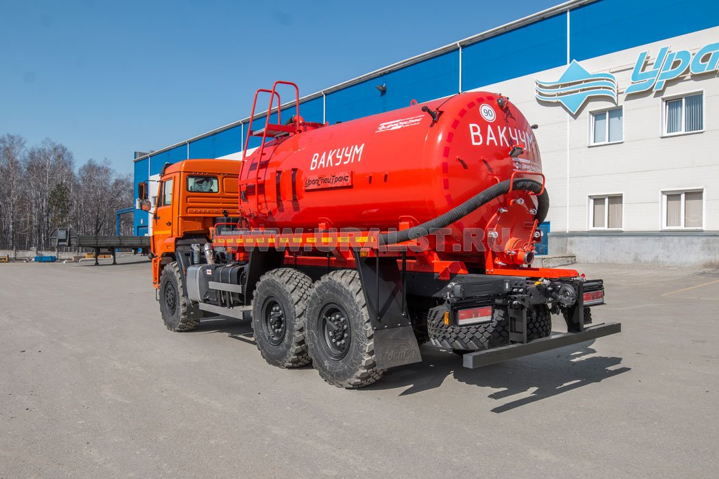 Машина вакуумная МВ-10 PNR-124D УСТ 5453A4-60 Камаз 43118-50, ревизионый люк 