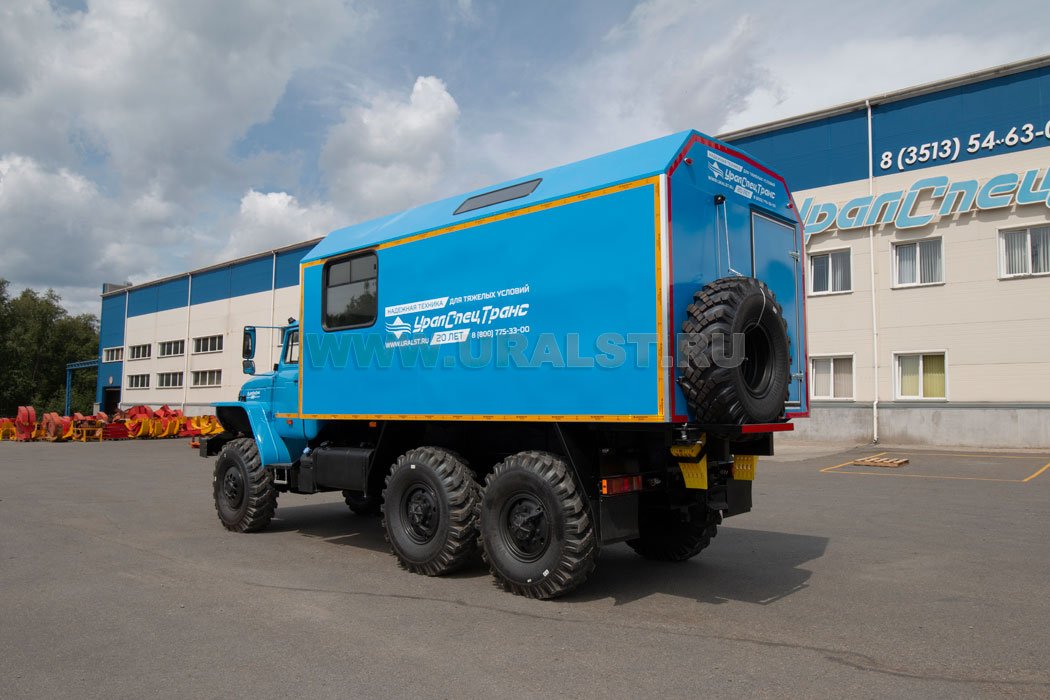 Грузопассажирский автомобиль ГПА 6+2 закр. УСТ 5453 Урал 4320-1151-73