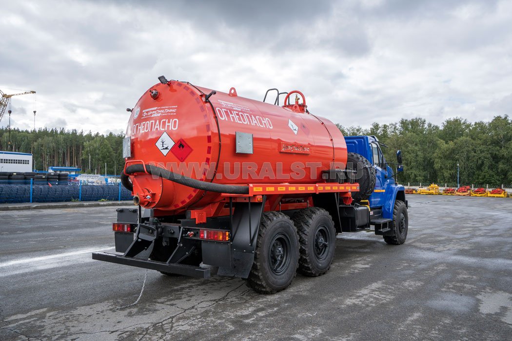 Автоцистерна вакуумная АКН-10Т КО УСТ 5453 Урал 4320-72 NEXT, доработка под ДОПОГ
