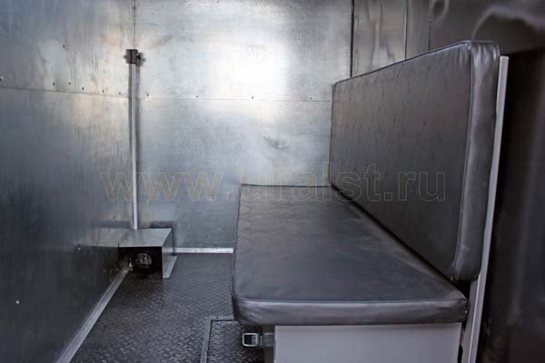 Автофургон Пассажирский отсек