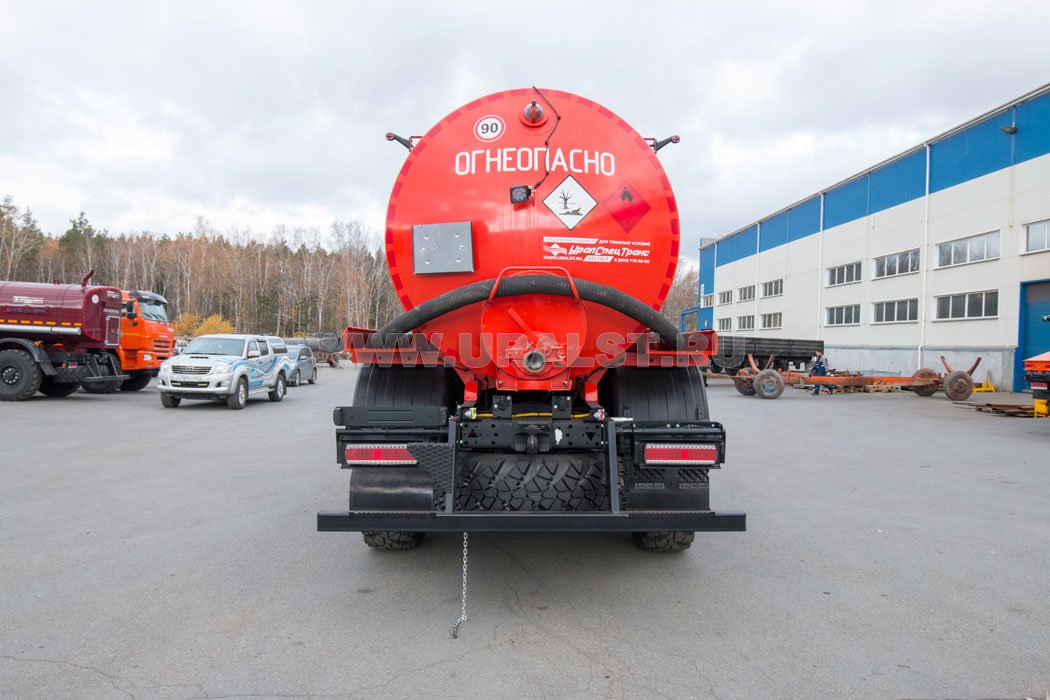 Автоцистерна АКН-10T КО УСТ 5453 Камаз 43118-50 термос, сп.м., доработка под ДОПОГ, ревизионный люк