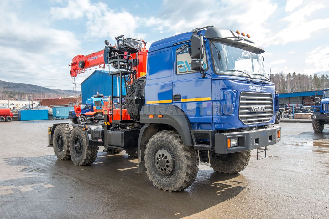 Седельный тягач с КМУ KS-1256G-II УСТ 5453 Урал 44202-82Е5